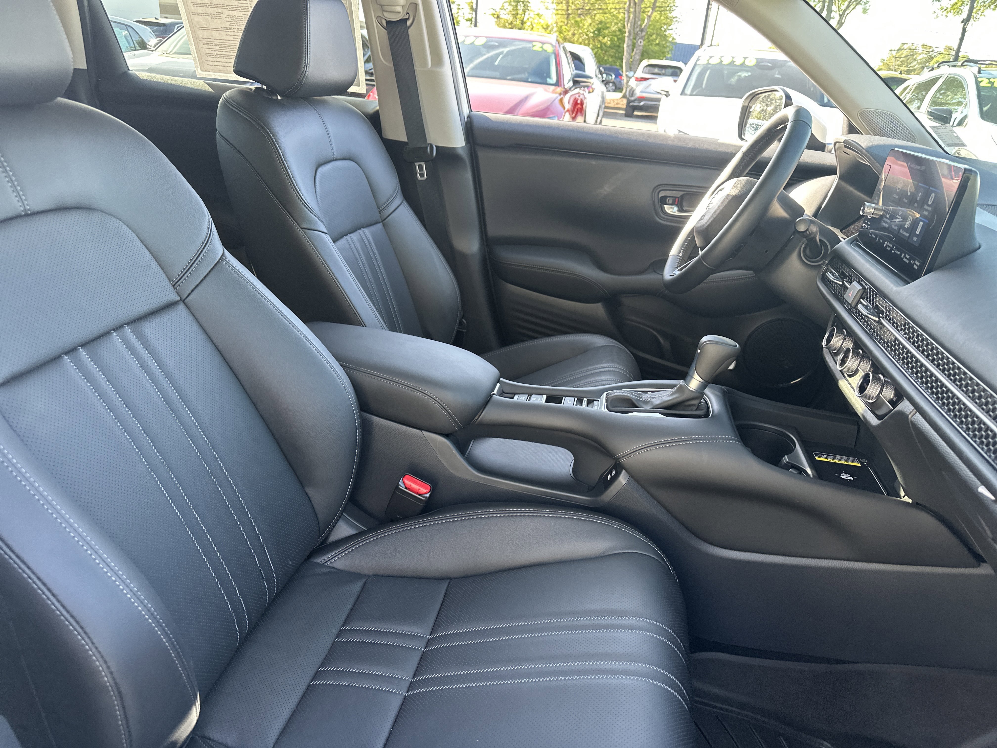 Used 2025 Honda HR-V EX-L image 13