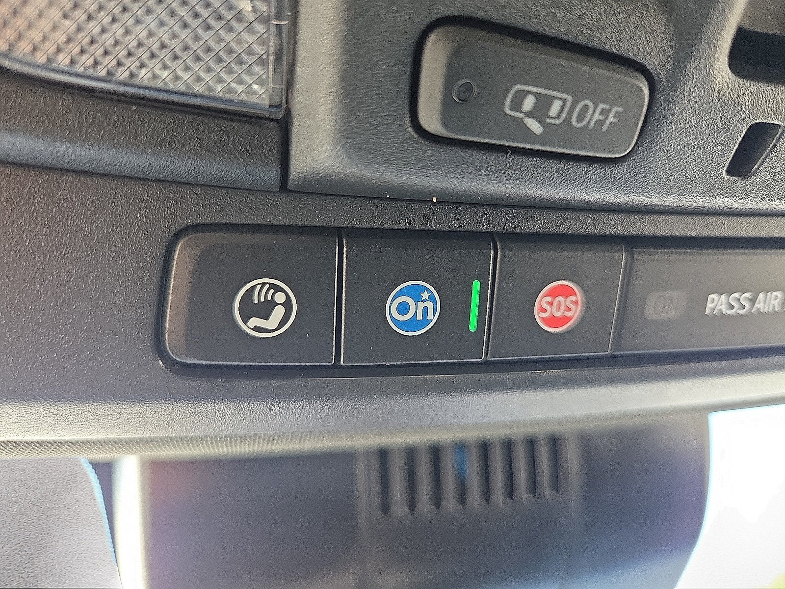 Used 2024 GMC Sierra 1500 AT4 w/ Technology Package AWD/4WD image 22