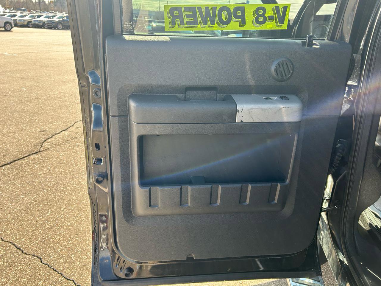 Used 2014 Ford F350 Lariat image 13