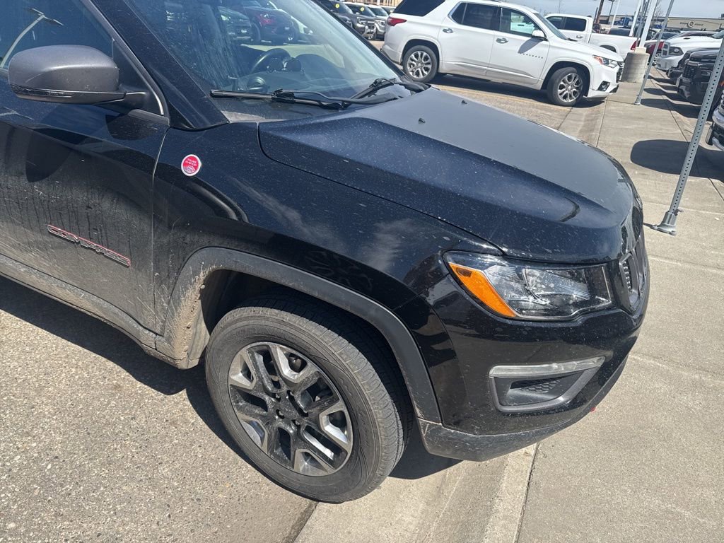Used 2017 Jeep Compass Trailhawk w/ Leather Interior Group AWD/4WD image 9