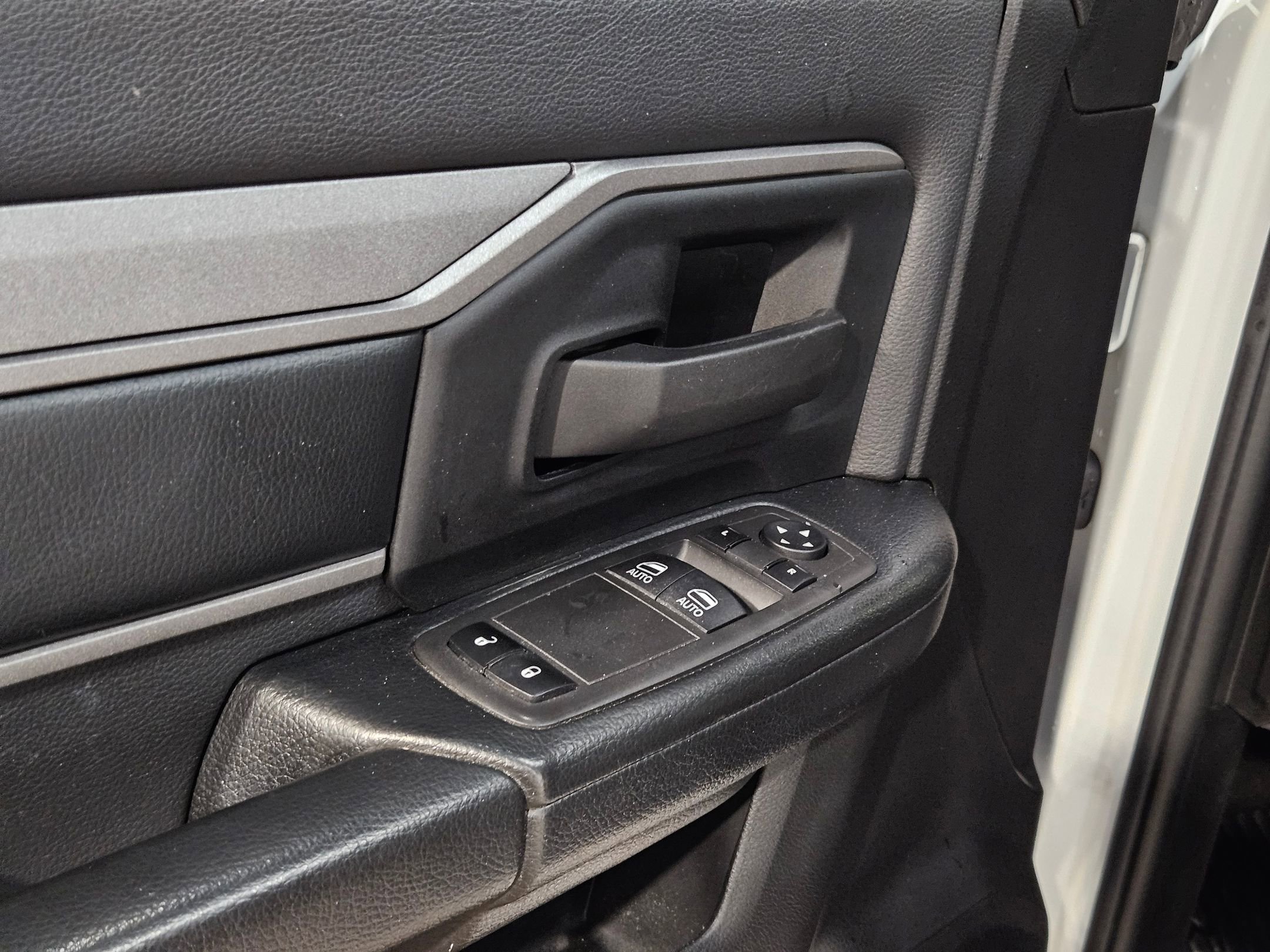 Used 2022 RAM 2500 Tradesman image 19