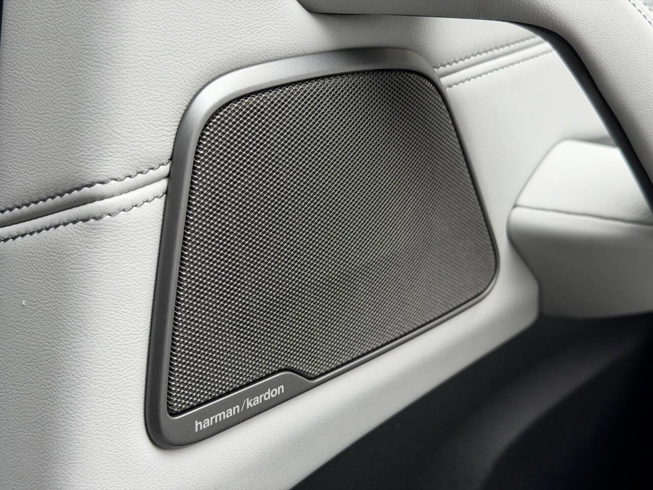 Used 2018 BMW M5 w/ Executive Package image 33