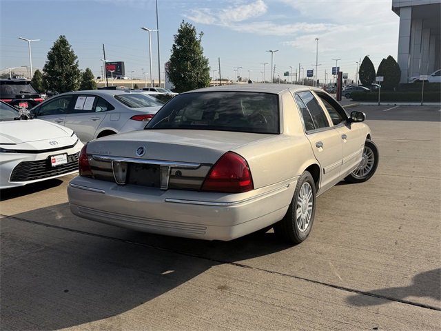 Used 2010 Mercury Grand Marquis LS image 5