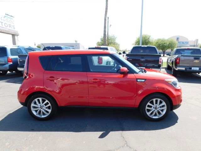 Used 2019 Kia Soul + image 8