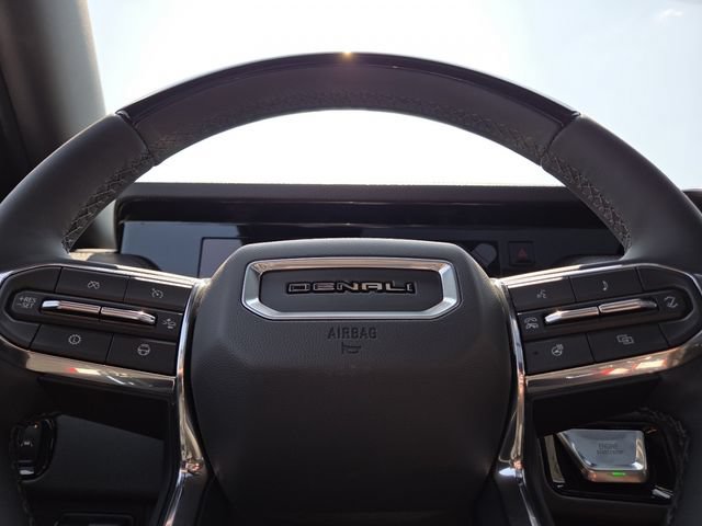 New 2026 GMC Yukon XL Denali w/ Advanced Technology Package AWD/4WD image 32