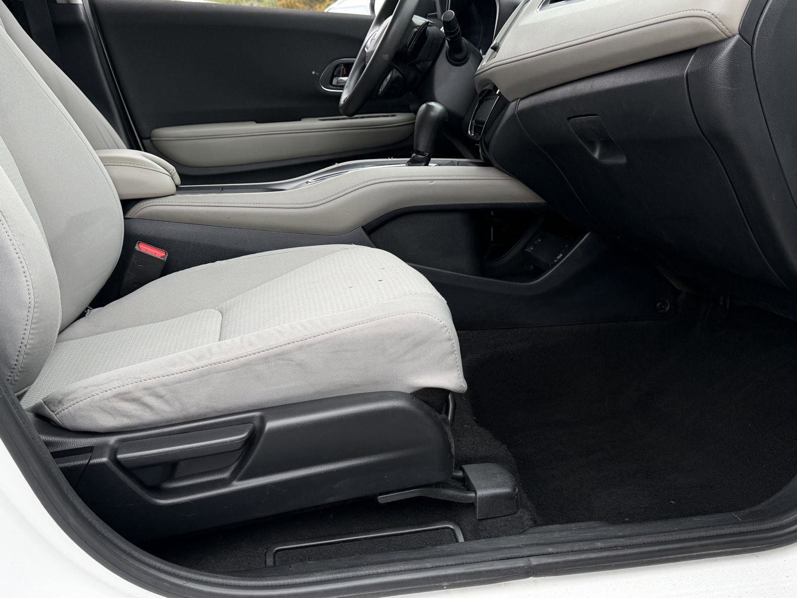 Used 2022 Honda HR-V EX image 22