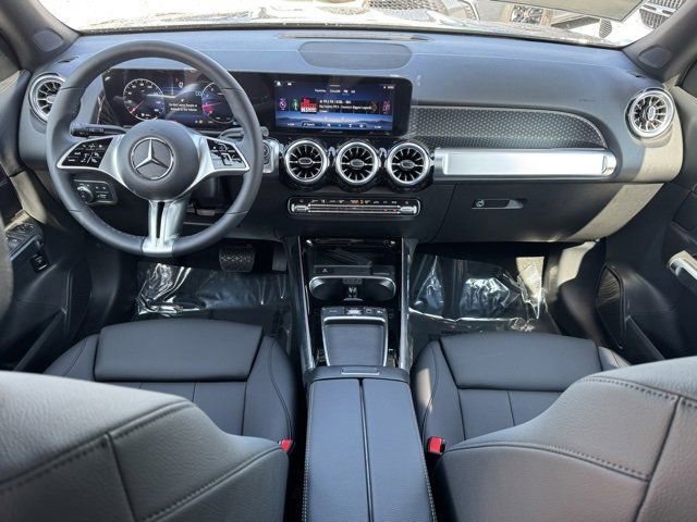 New 2025 Mercedes-Benz GLB 250 image 4