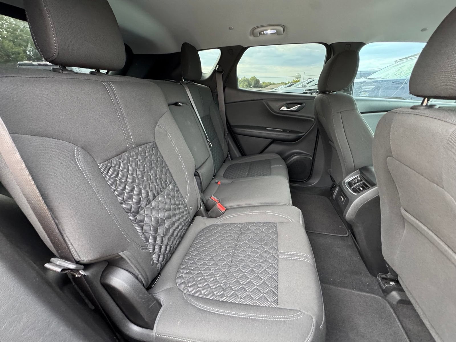 Used 2020 Chevrolet Blazer LT FWD image 26