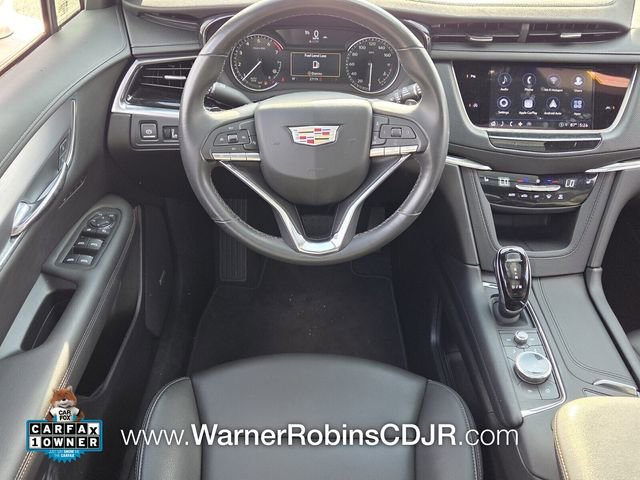 Used 2024 Cadillac XT6 Luxury image 7