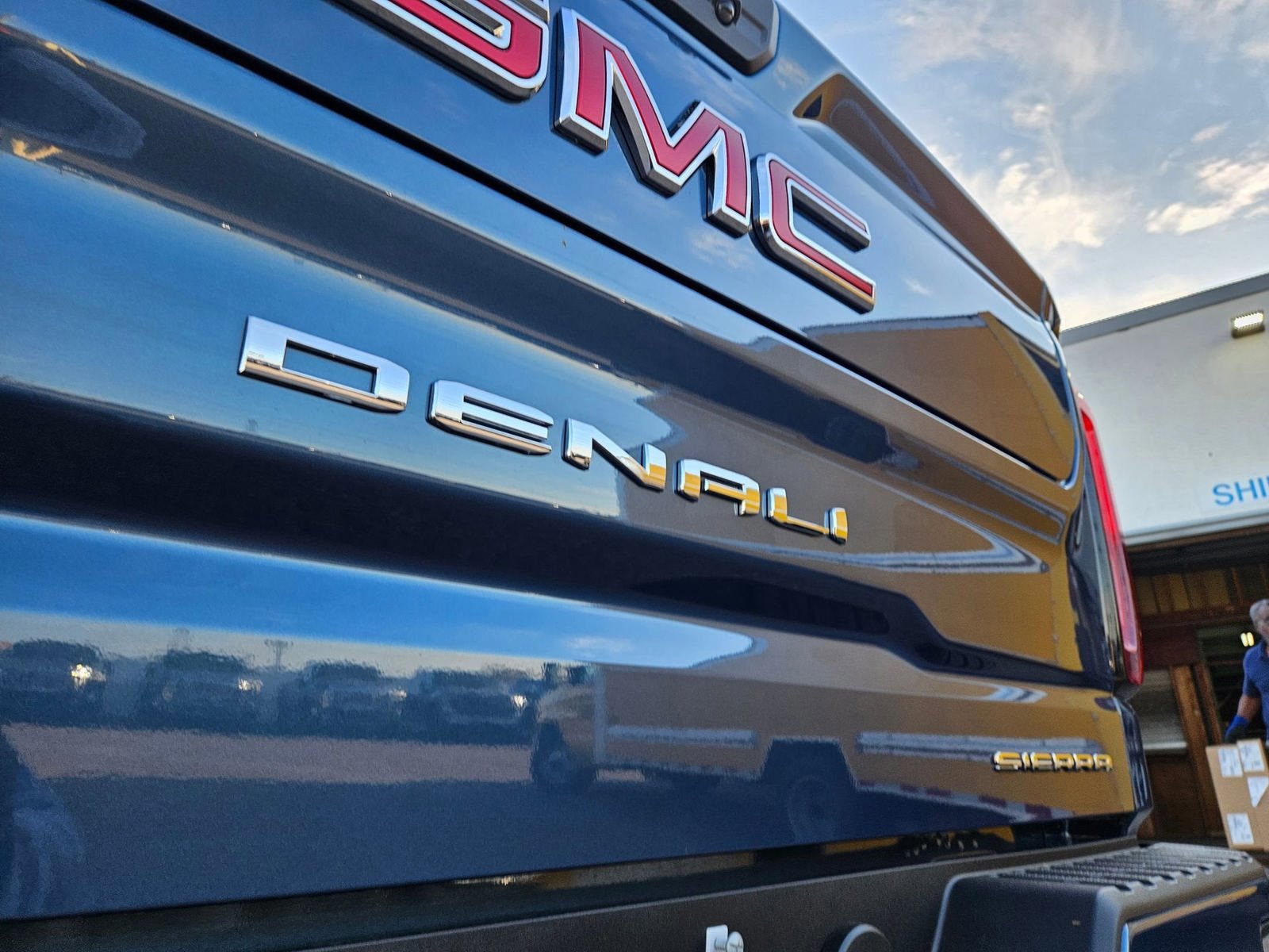 New 2026 GMC Sierra 1500 Denali w/ Denali Reserve Package AWD/4WD image 31
