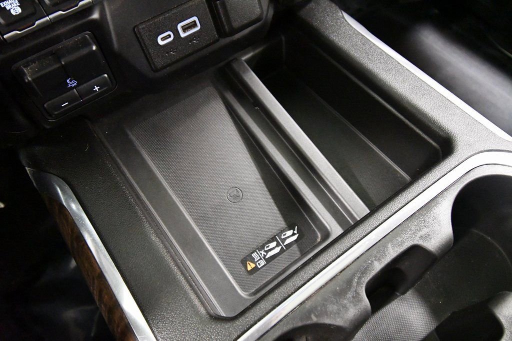 Used 2020 GMC Sierra 3500 Denali w/ Denali Ultimate Package image 25