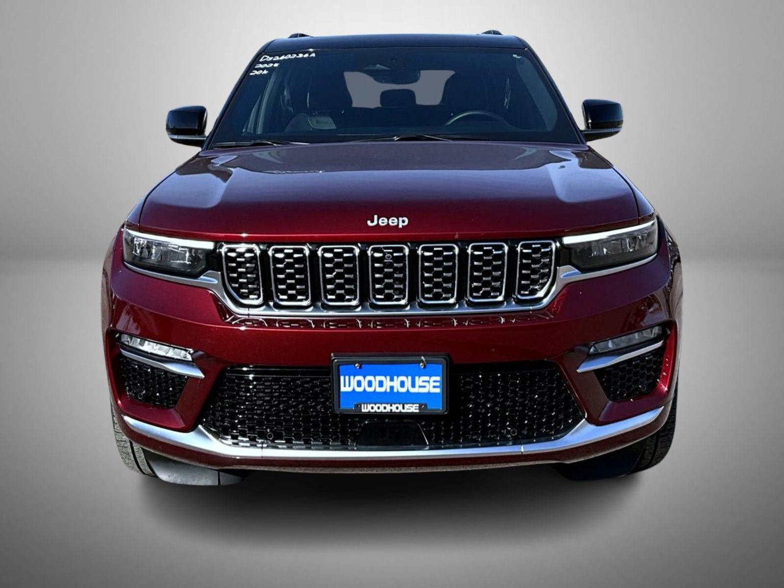 Used 2025 Jeep Grand Cherokee Summit AWD/4WD image 2