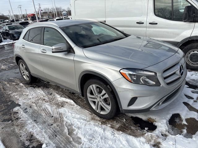 Used 2017 Mercedes-Benz GLA 250 4MATIC image 3