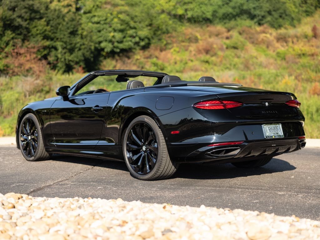 Used 2025 Bentley Continental GTC AWD/4WD image 9