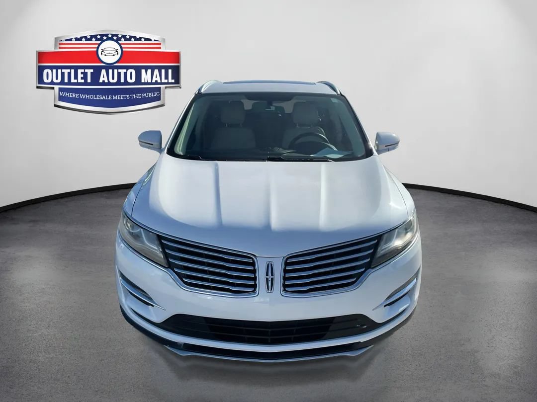 Used 2015 Lincoln MKC FWD w/ Equipment Group 101A Select image 8