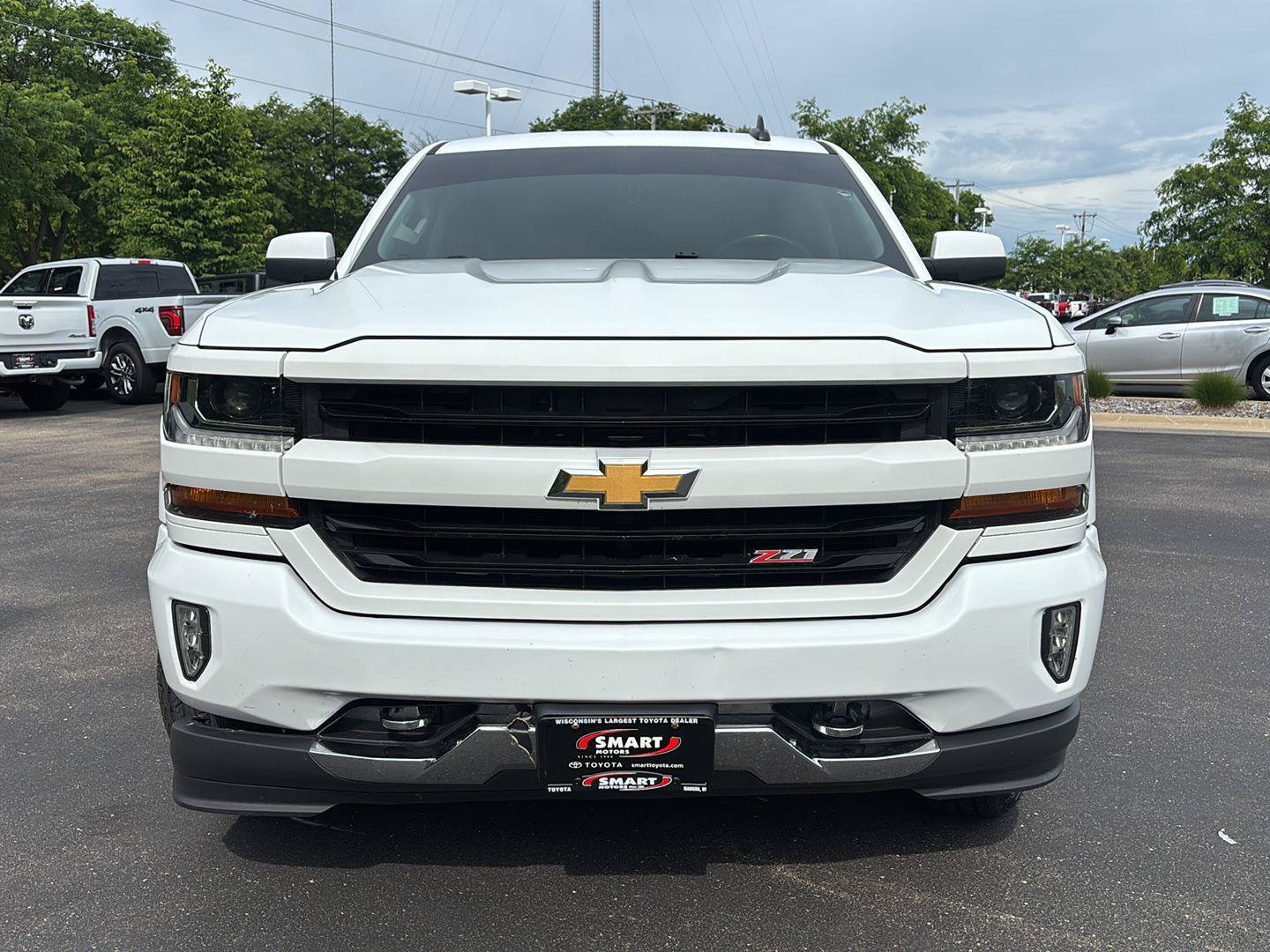 Used 2018 Chevrolet Silverado 1500 LT w/ All Star Edition AWD/4WD image 6