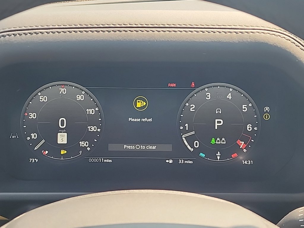 New 2026 Land Rover Defender 110 AWD/4WD image 27
