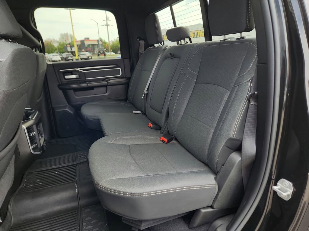 Used 2022 RAM 2500 Big Horn w/ Level B Equipment Group AWD/4WD image 19