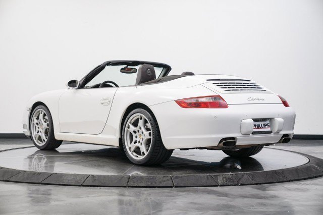 Used 2005 Porsche 911 Carrera image 11