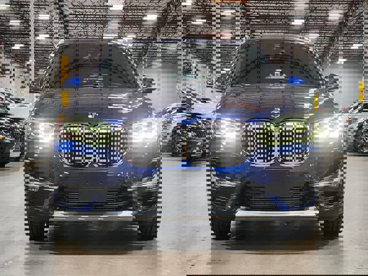 Used 2020 BMW X1 sDrive28i w/ Premium Package image 2