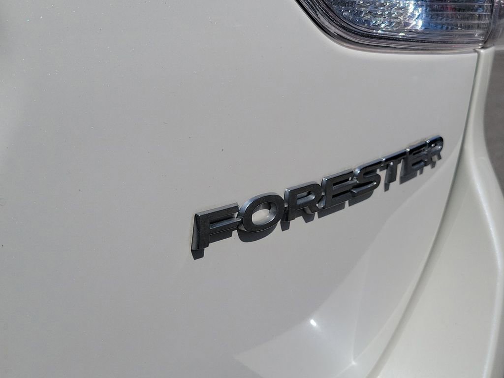 Used 2020 Subaru Forester Premium image 9