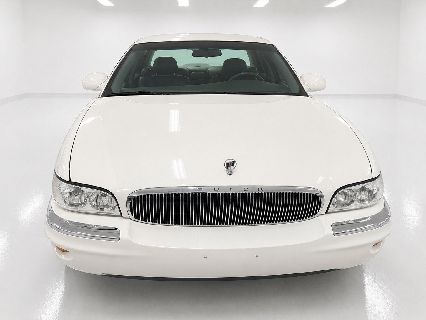 Used 2002 Buick Park Avenue FWD image 2