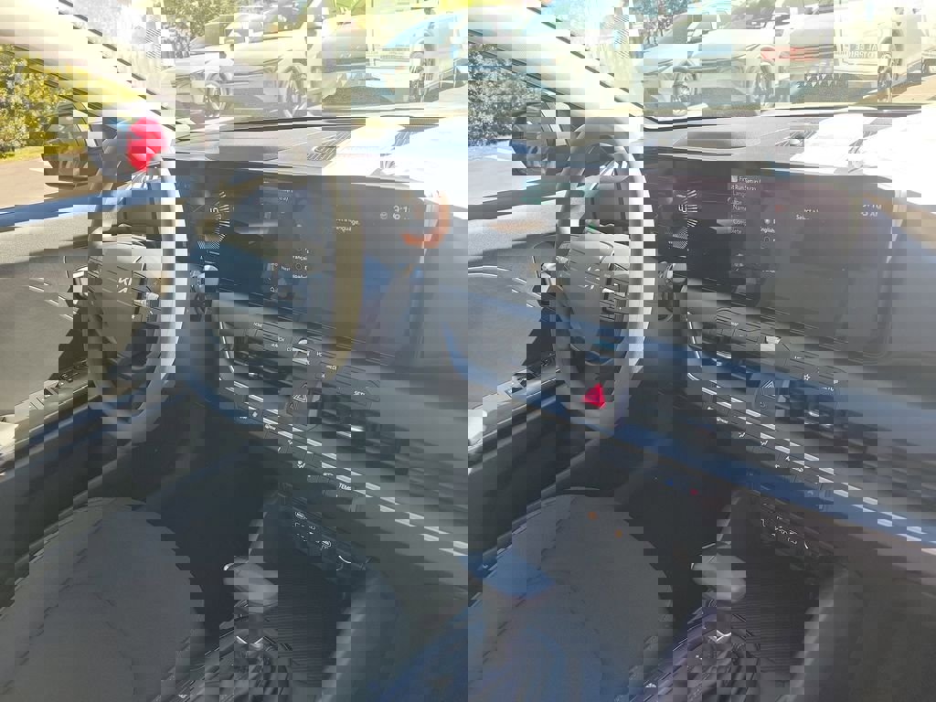 New 2026 Kia K4 LXS image 8