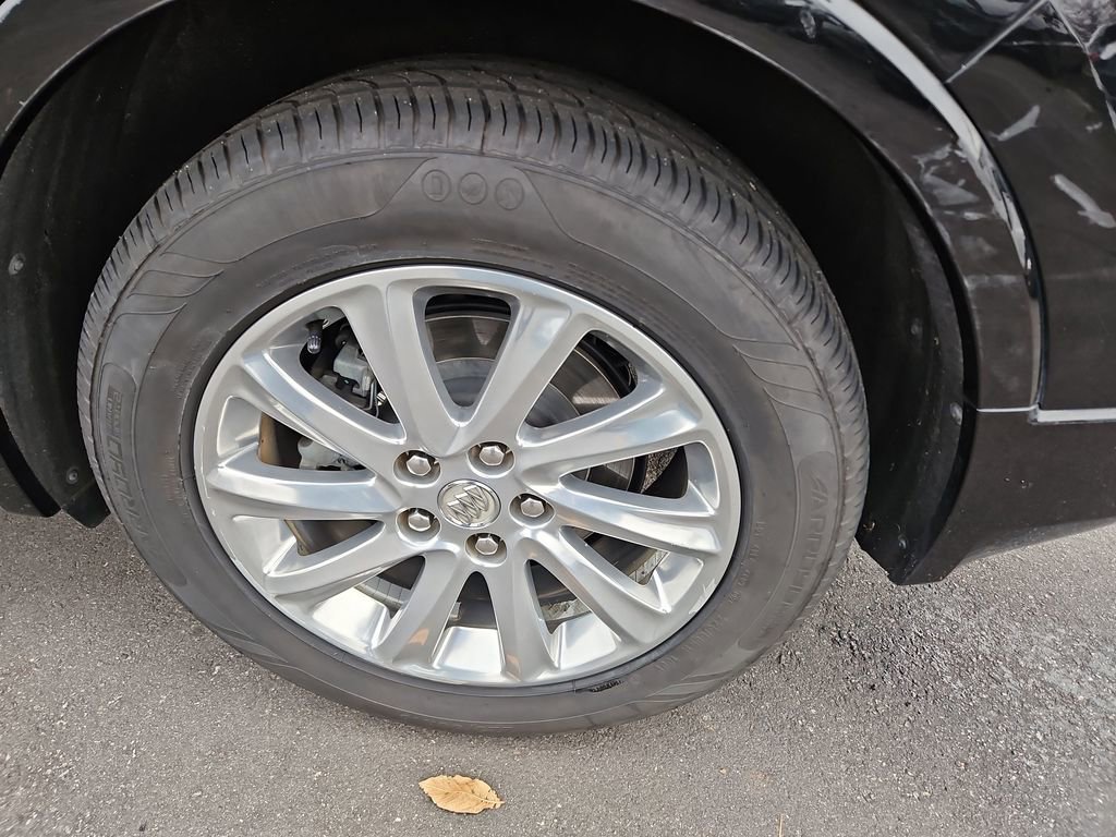 Used 2019 Buick Envision Essence image 34