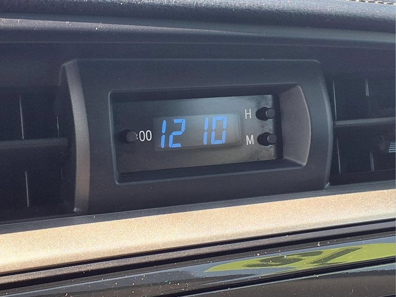 Used 2014 Toyota Corolla L w/ Body Protection Package FWD image 14