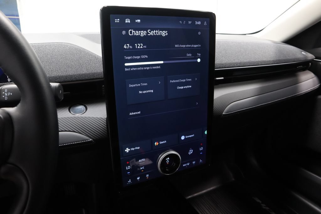 Certified 2025 Ford Mustang Mach-E Premium AWD/4WD image 33