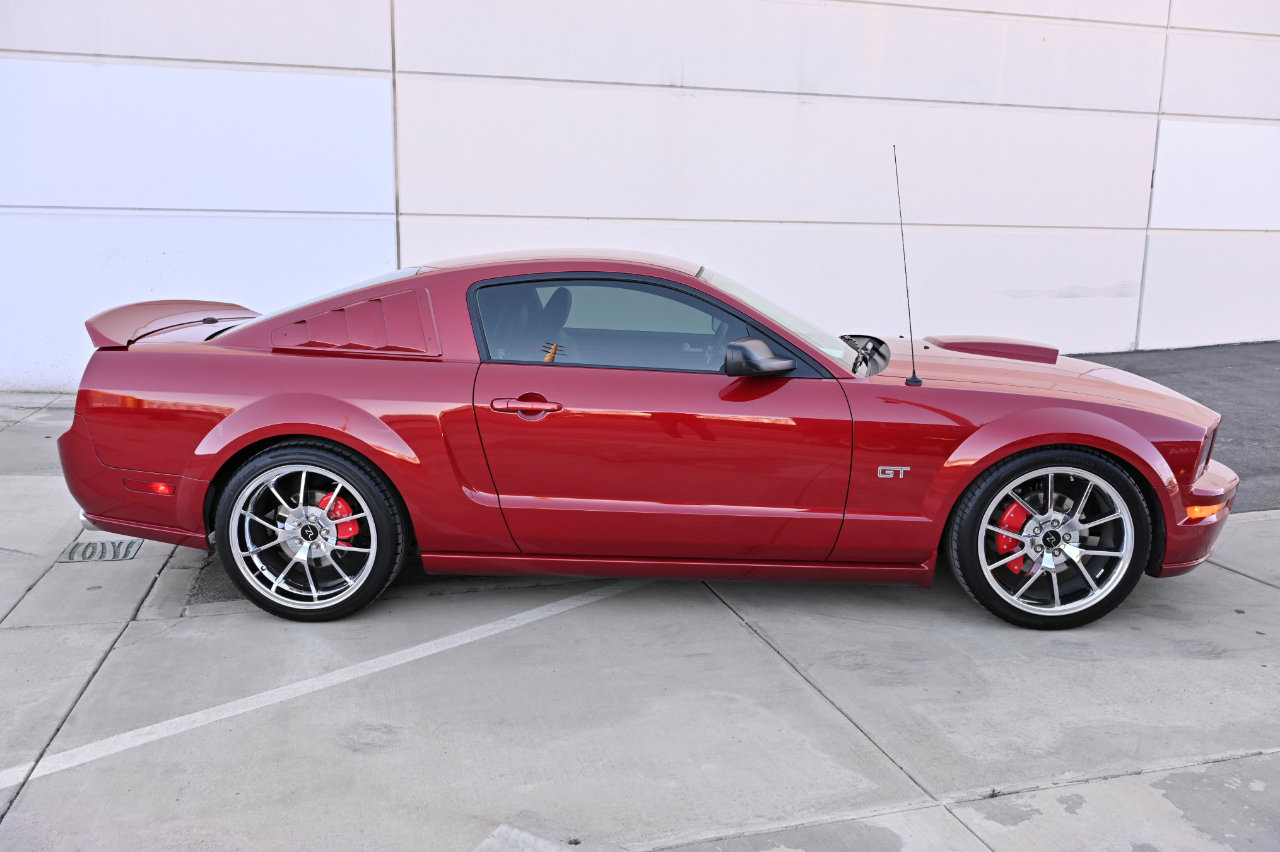 Used 2008 Ford Mustang GT Premium RWD image 8