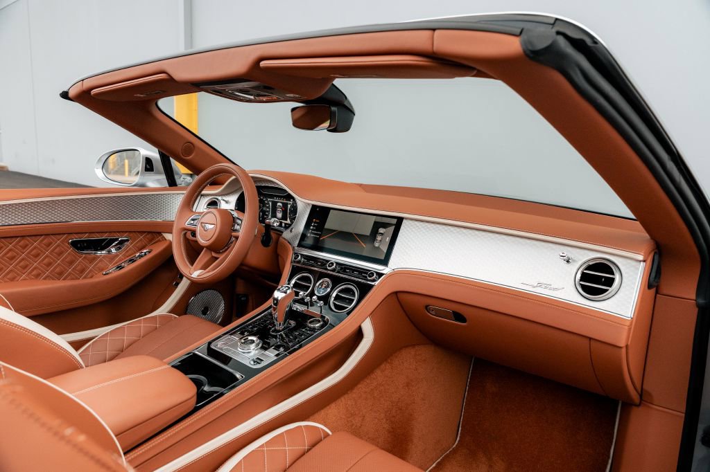 Used 2022 Bentley Continental GT Speed image 31
