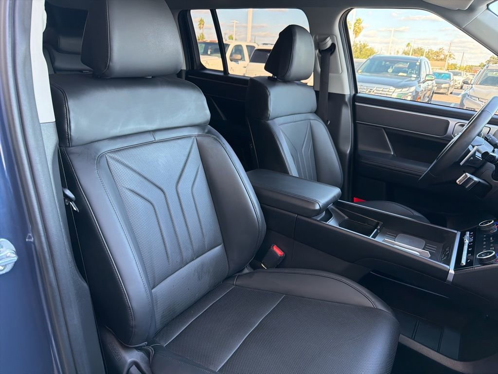 Used 2025 Hyundai Santa Fe SEL image 36