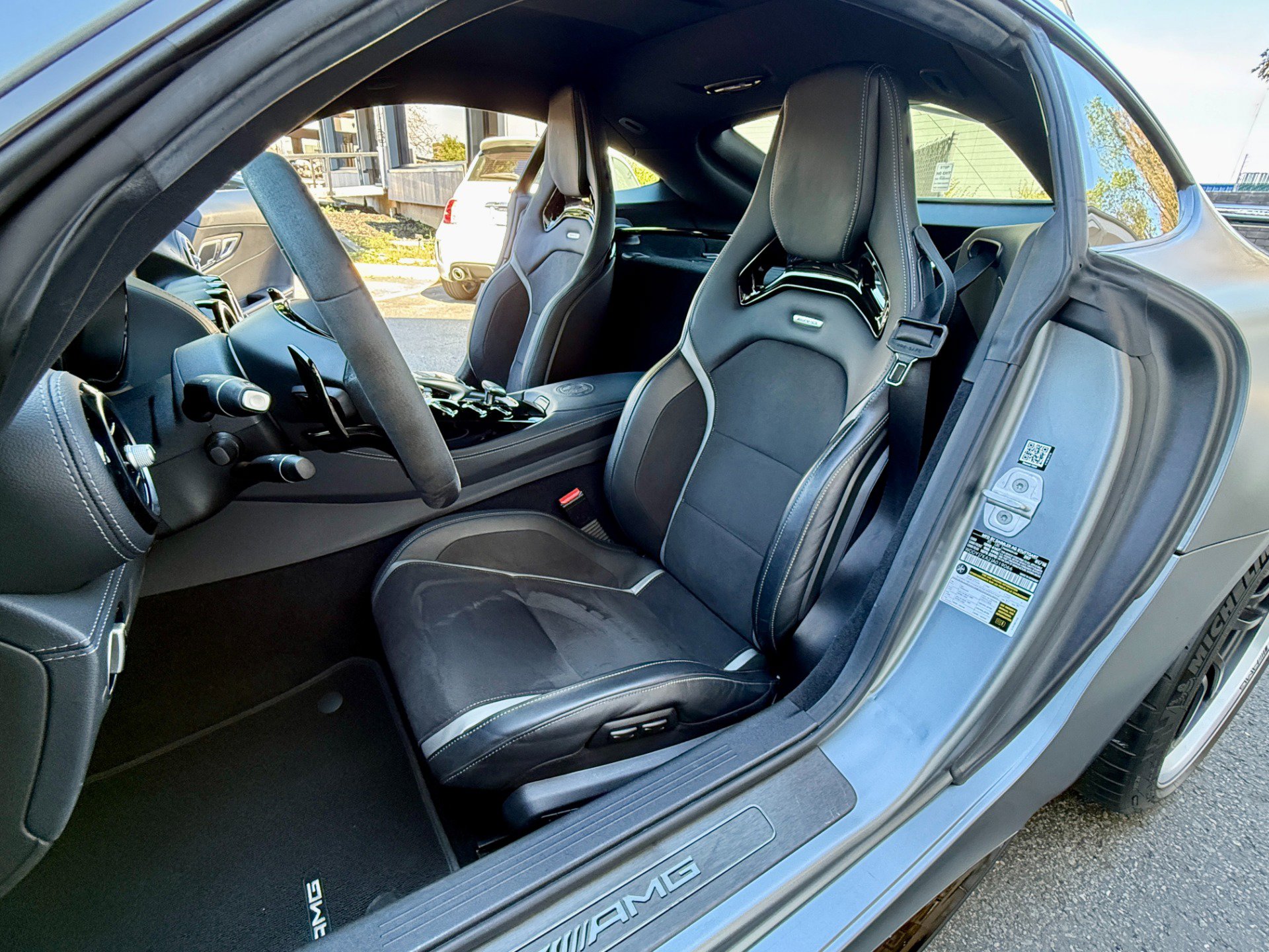 Used 2018 Mercedes-Benz AMG GT R image 45