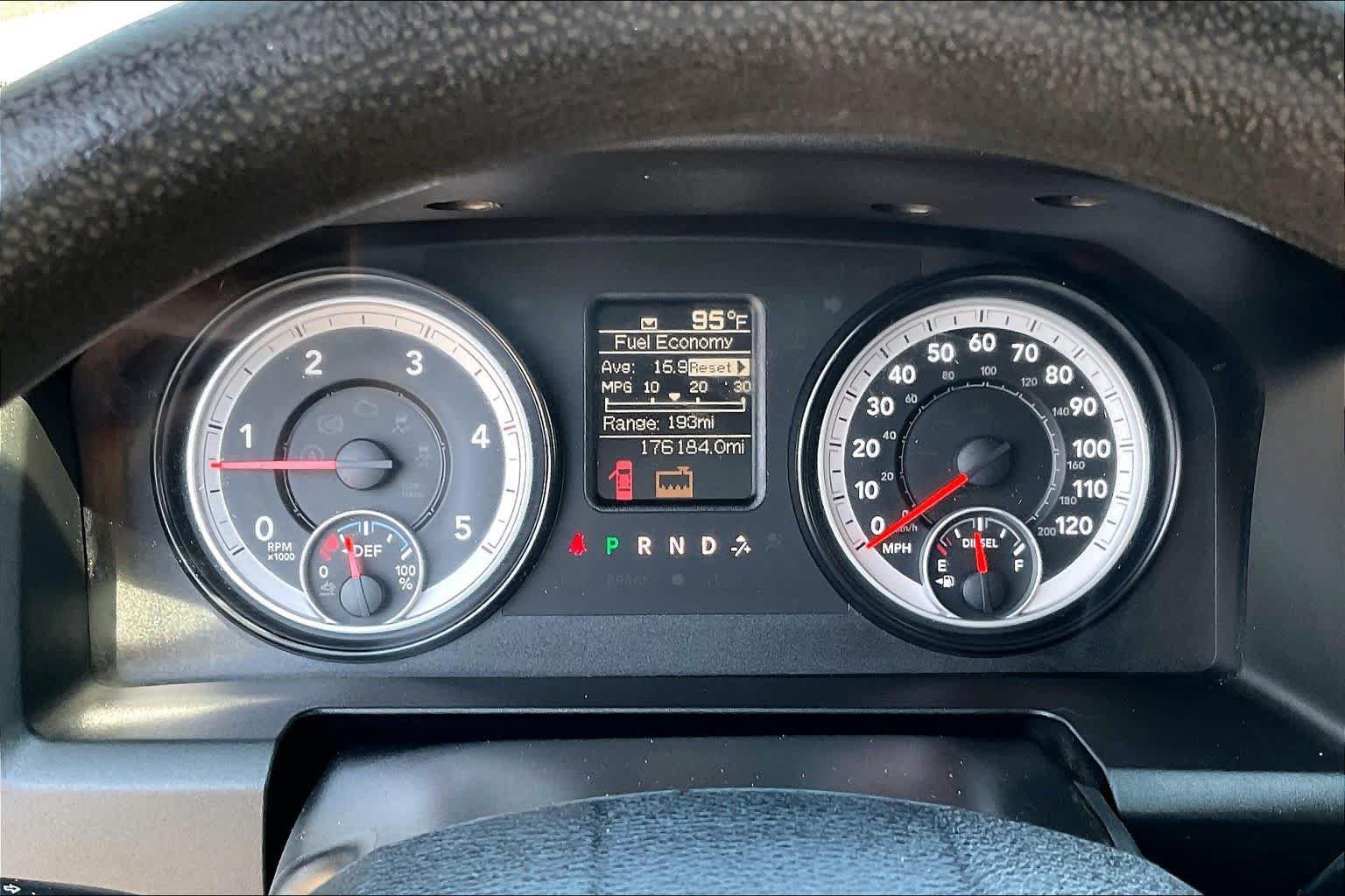Used 2014 RAM 2500 Tradesman w/ Chrome Appearance Group AWD/4WD image 24