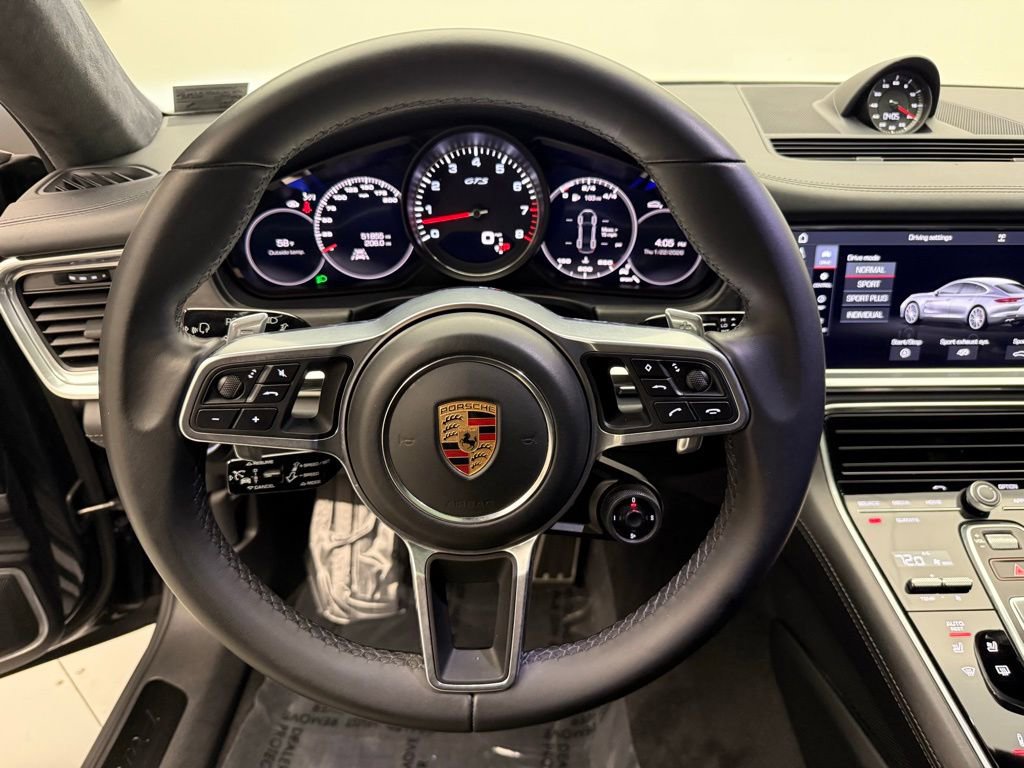Used 2020 Porsche Panamera GTS image 12
