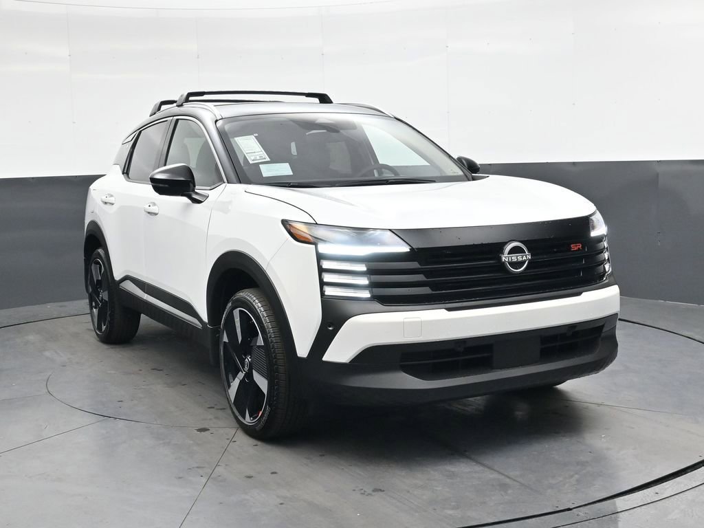 New 2026 Nissan Kicks SR w/ Cold Weather Package FWD image 2