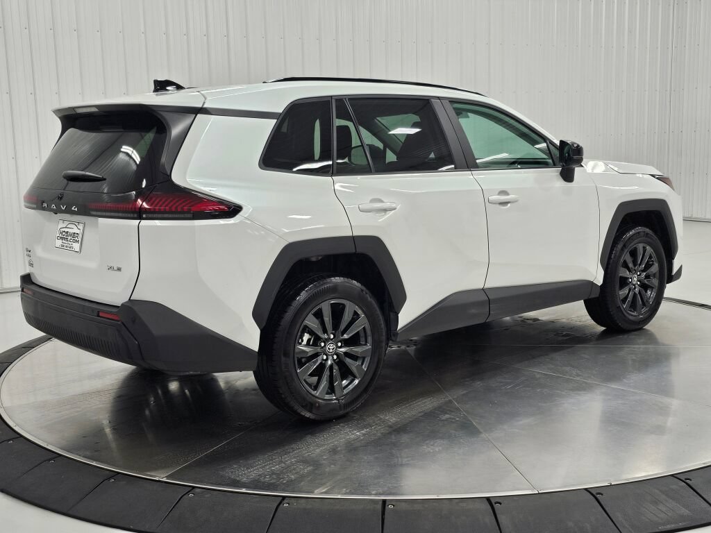 Used 2026 Toyota RAV4 XLE Premium AWD/4WD image 5