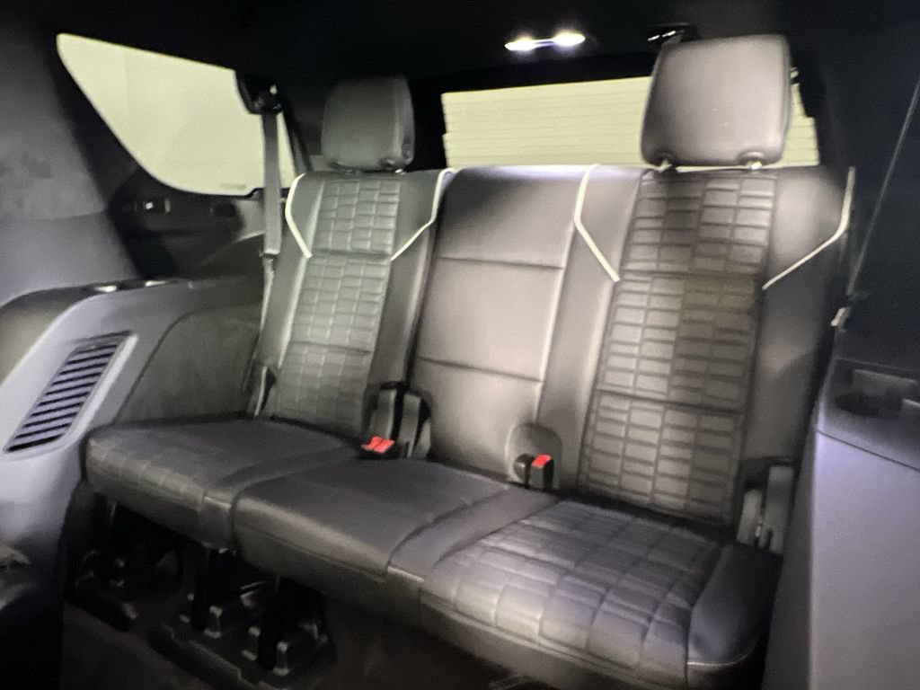 Used 2024 Cadillac Escalade Sport Platinum AWD/4WD image 23