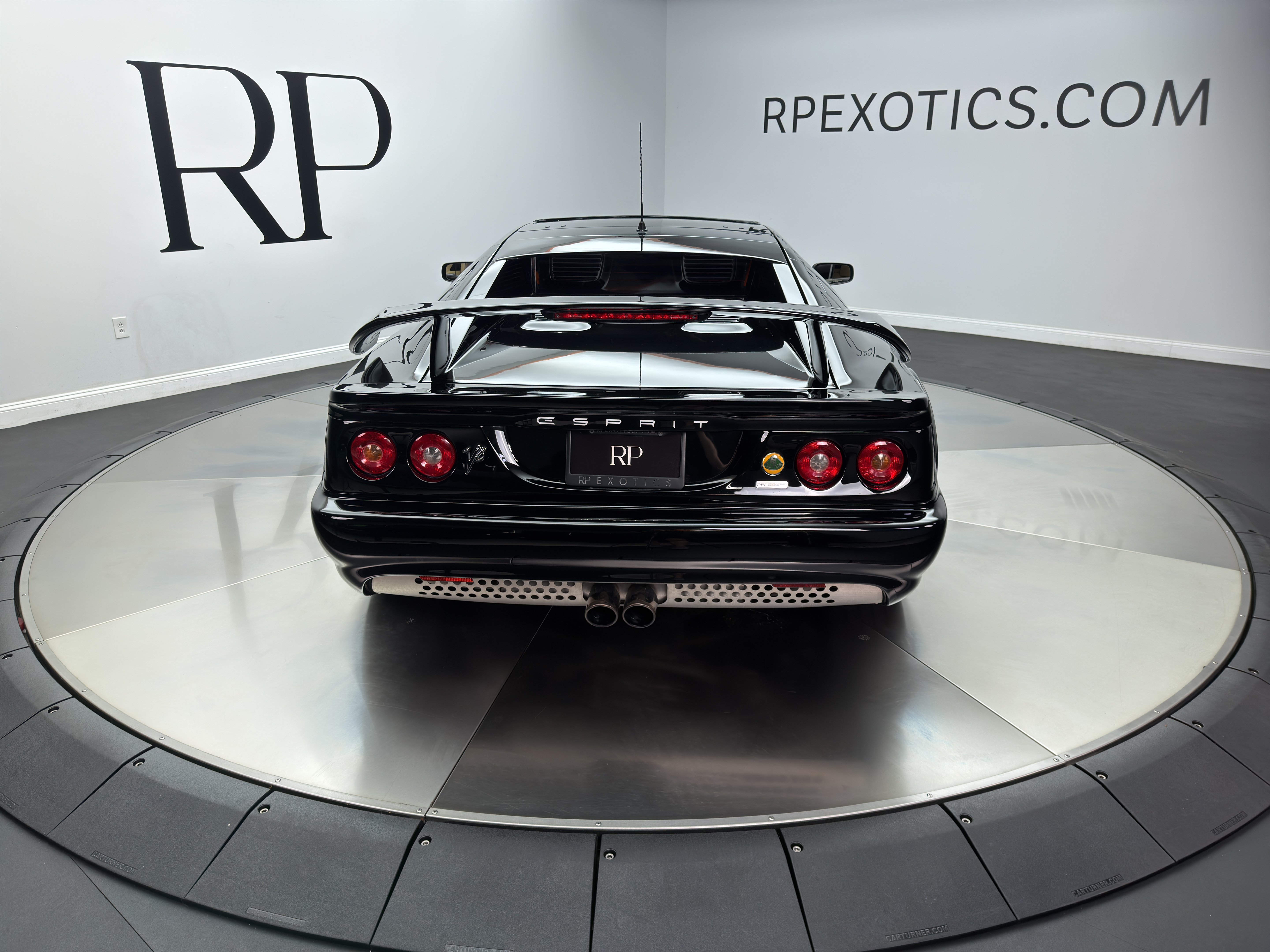 Used 2002 Lotus Esprit RWD image 5
