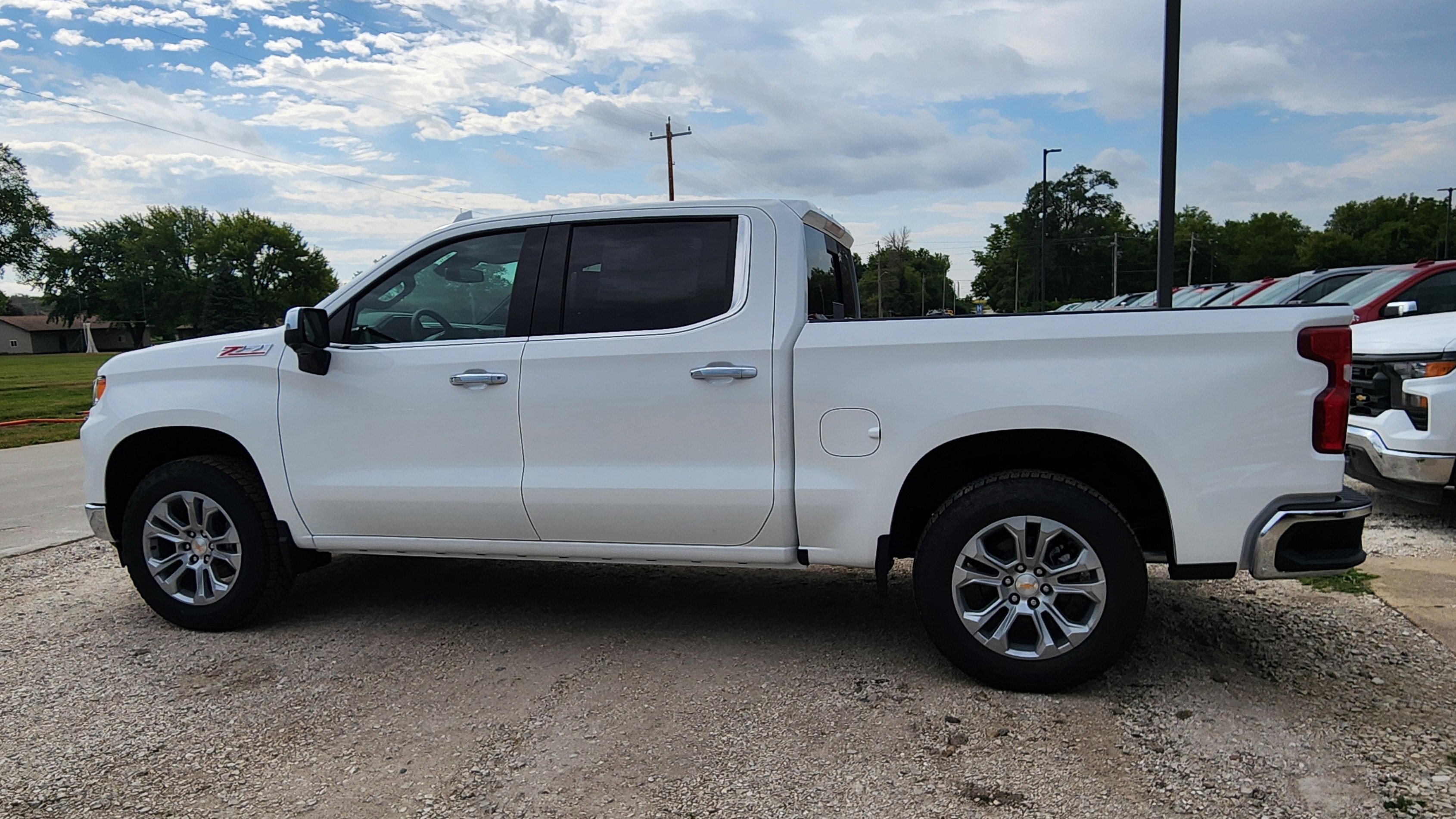New 2026 Chevrolet Silverado 1500 LTZ w/ Z71 Off-Road Package image 7