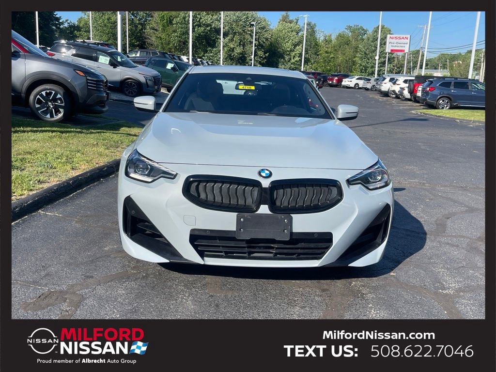 Used 2022 BMW 230i Coupe w/ M Sport Package RWD image 7