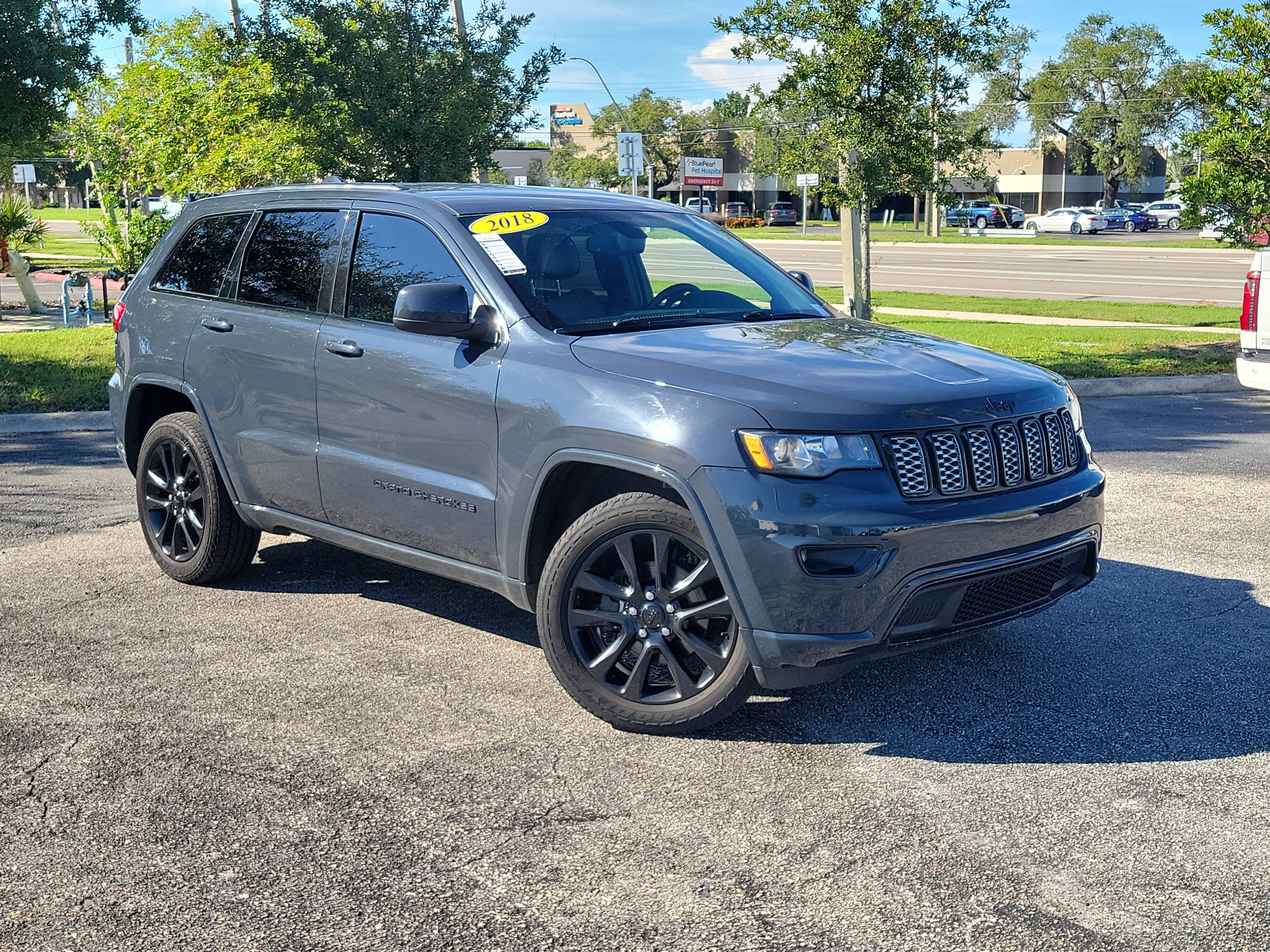 Used 2018 Jeep Grand Cherokee Altitude