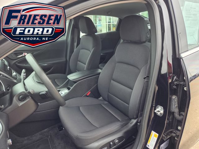 Used 2025 Chevrolet Malibu LT FWD image 13