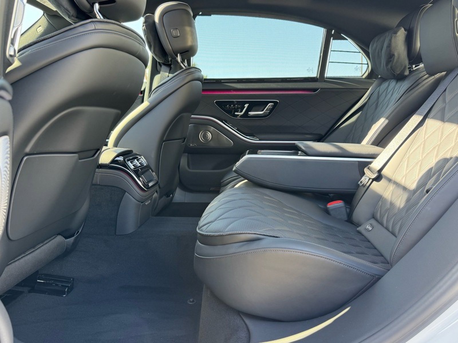 New 2026 Mercedes-Benz S 500 4MATIC image 14