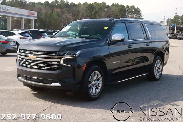 Used 2023 Chevrolet Suburban Premier RWD image 4