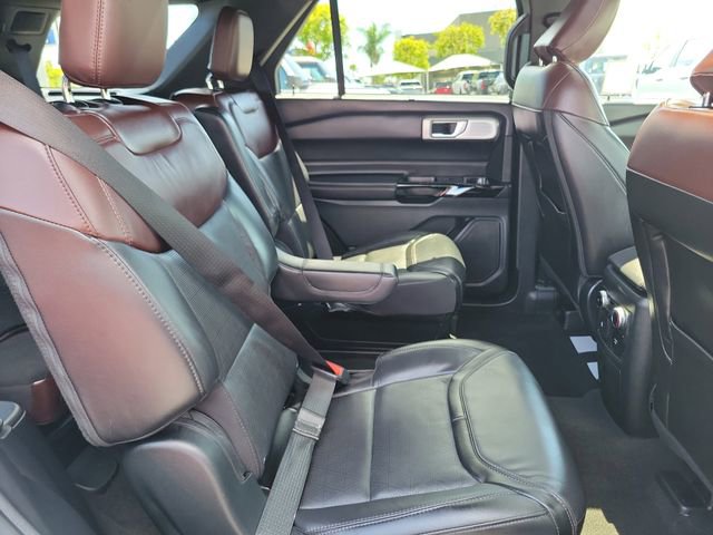 Certified 2023 Ford Explorer Platinum w/ Technology Package AWD/4WD image 21
