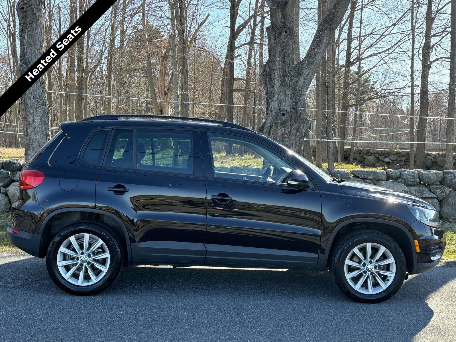 Used 2015 Volkswagen Tiguan SE image 2