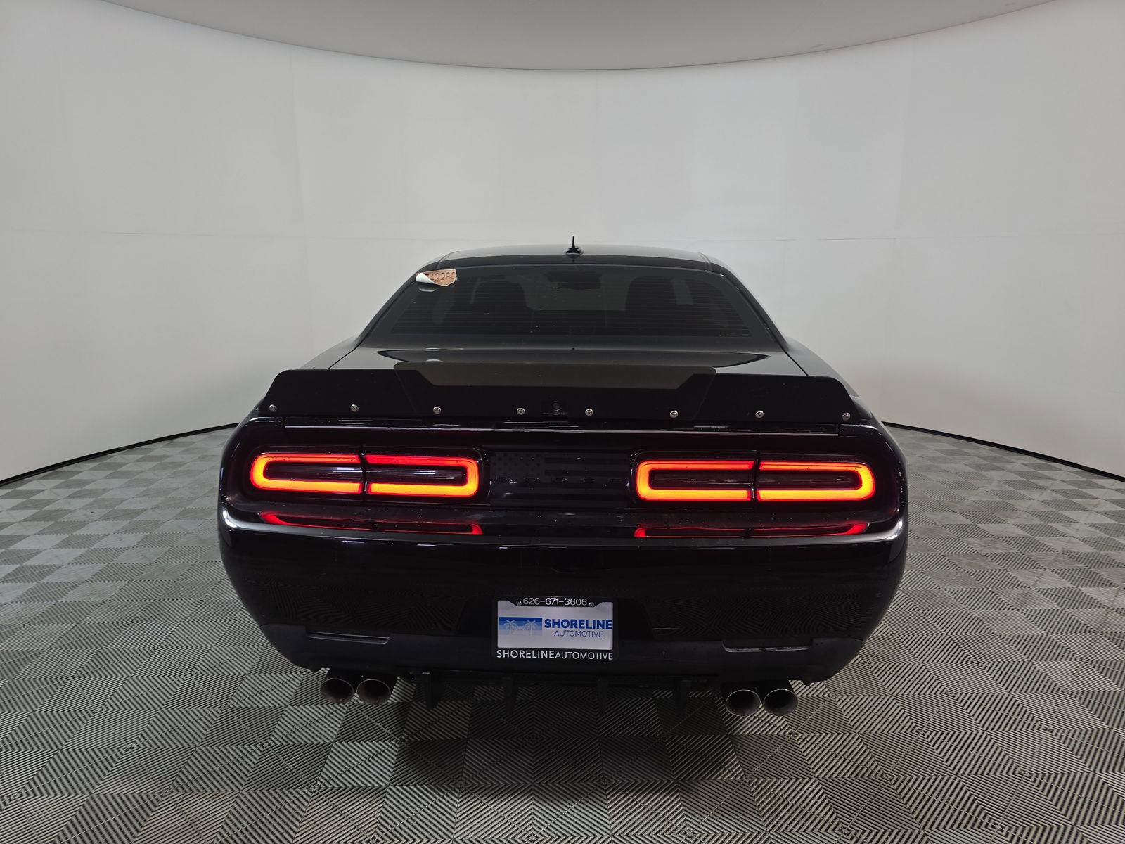 Used 2018 Dodge Challenger R/T w/ Blacktop Package RWD image 8