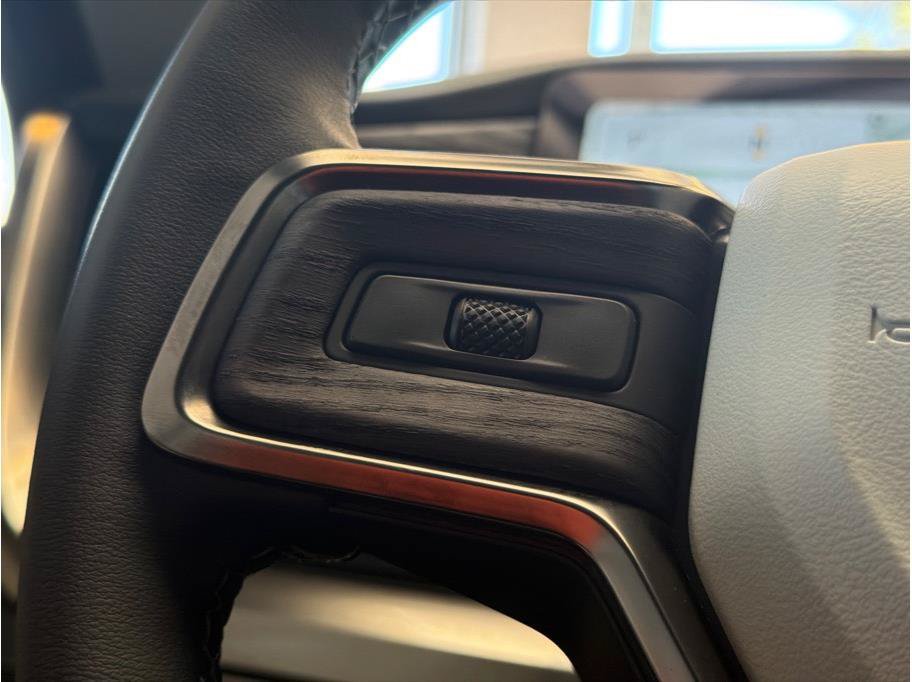 Used 2024 Rivian R1S Launch Edition AWD/4WD image 17